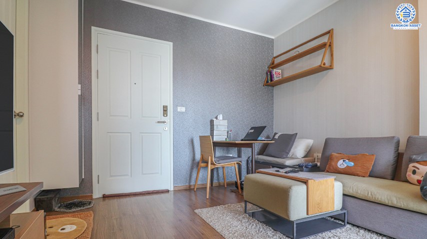 คอนโดมิเนียมมือสองย่านนนทบุรี โครงการยูดีไลท์ รัตนาธิเบศร์ เนื้อที่กว้างถึงเกือบ 31 ตร.ม. ฟังก์ชัน 1 ห้องนอน 1 ห้องน้ำ  ที่จอดรถ แถมฟรี! 1 เครื่องปรับอากาศ บนทำเลดีที่สุด ใกล้เซ็นทรัล รัตนาธิเบศร์, รถไฟฟ้าสายสีม่วง "สถานีศูนย์ราชการนนทบุรี" และทางด่วน "งามวงศ์วาน"...